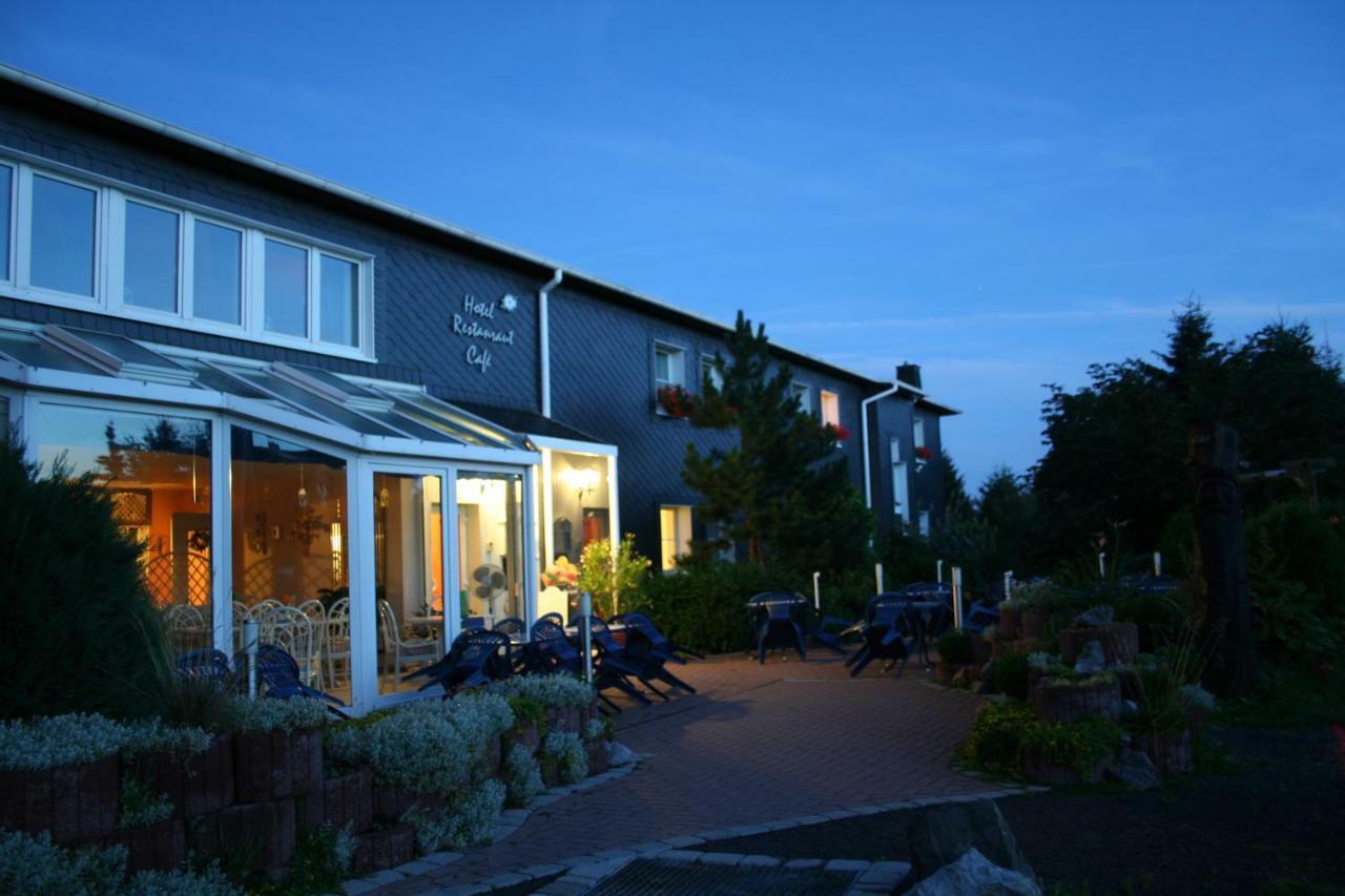 Landhaus Edelweiss Bed&Breakfast - Adults Only Neustadt am Rennsteig Exterior photo