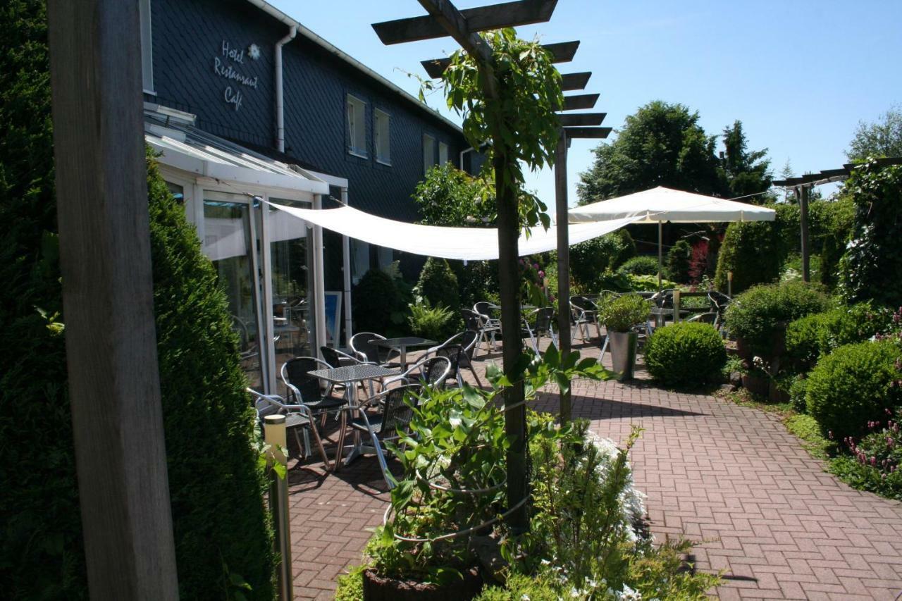 Landhaus Edelweiss Bed&Breakfast - Adults Only Neustadt am Rennsteig Exterior photo